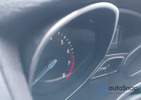 2016 Ford Focus S z USA, uszkodzony, nr VIN 1FADP3E29GL300398